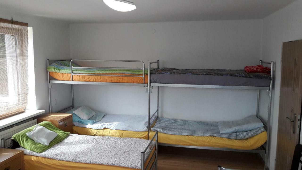 Noclegi Pod Siodemka Lodz  Ngoại thất bức ảnh