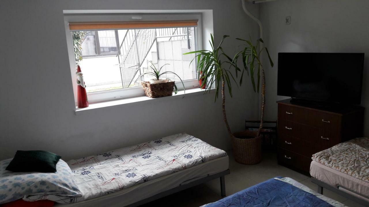 Noclegi Pod Siodemka Lodz  Ngoại thất bức ảnh